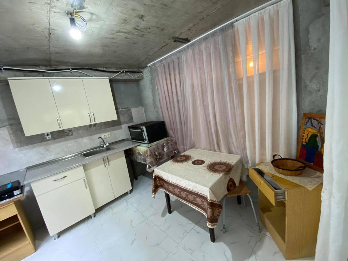 Anna Hostel Kobuleti Extérieur photo