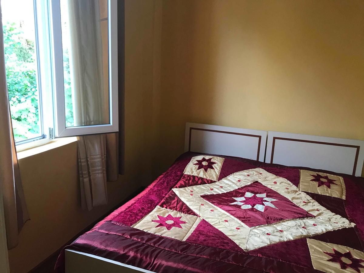 Anna Hostel Kobuleti Extérieur photo